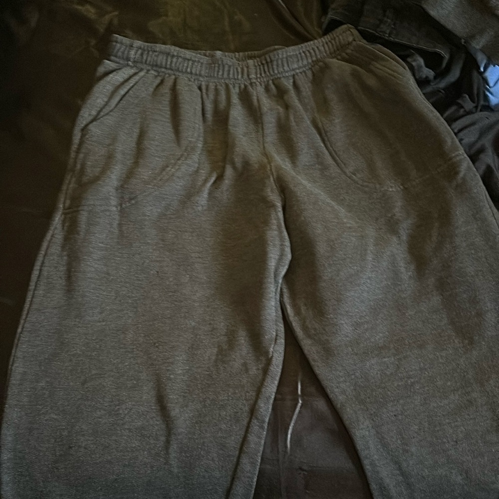 Grey sweats
